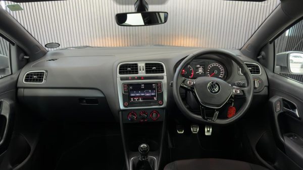 2024 VOLKSWAGEN POLO VIVO HATCH 1.0 TSi GT MANUAL - Image 5